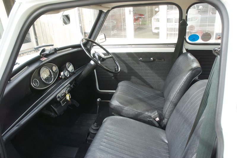 MORRIS MINI