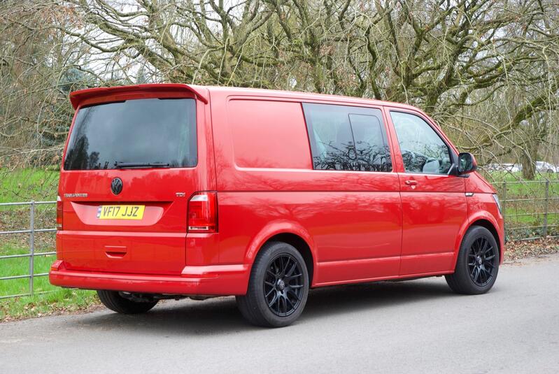 VOLKSWAGEN TRANSPORTER