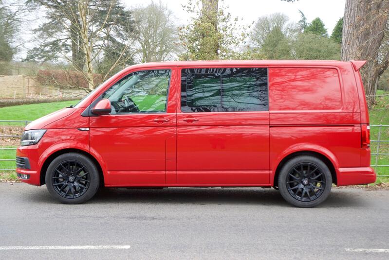 VOLKSWAGEN TRANSPORTER