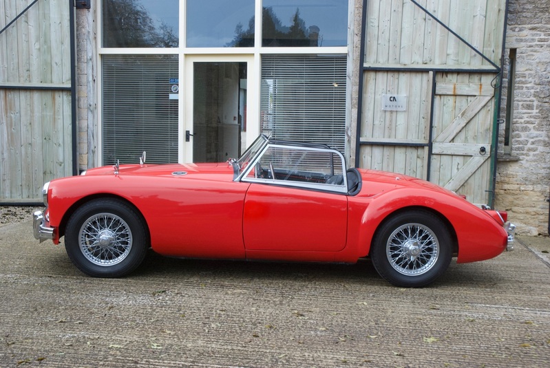 MG MGA