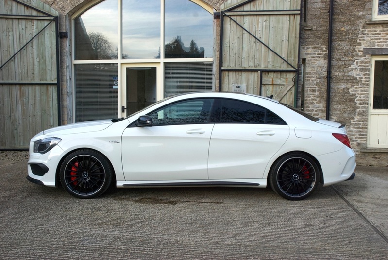 MERCEDES-BENZ CLA