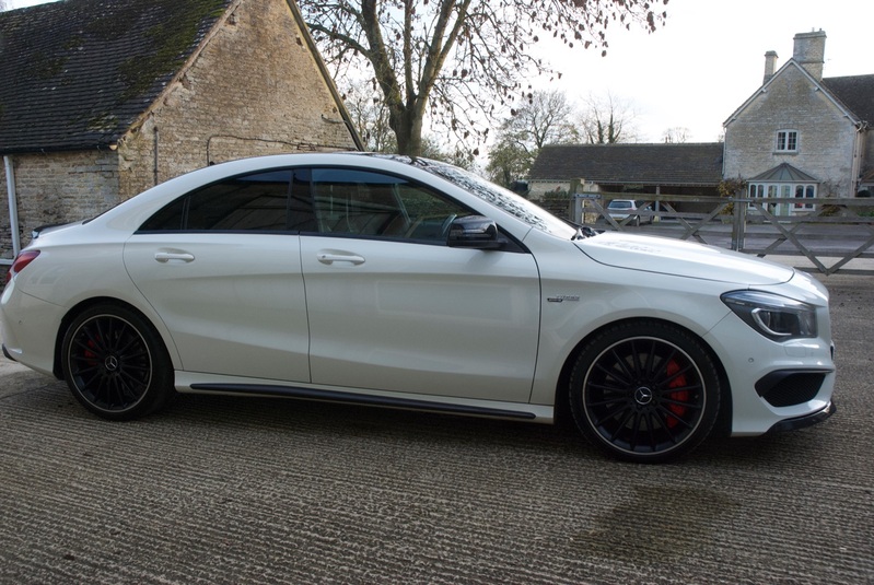 MERCEDES-BENZ CLA