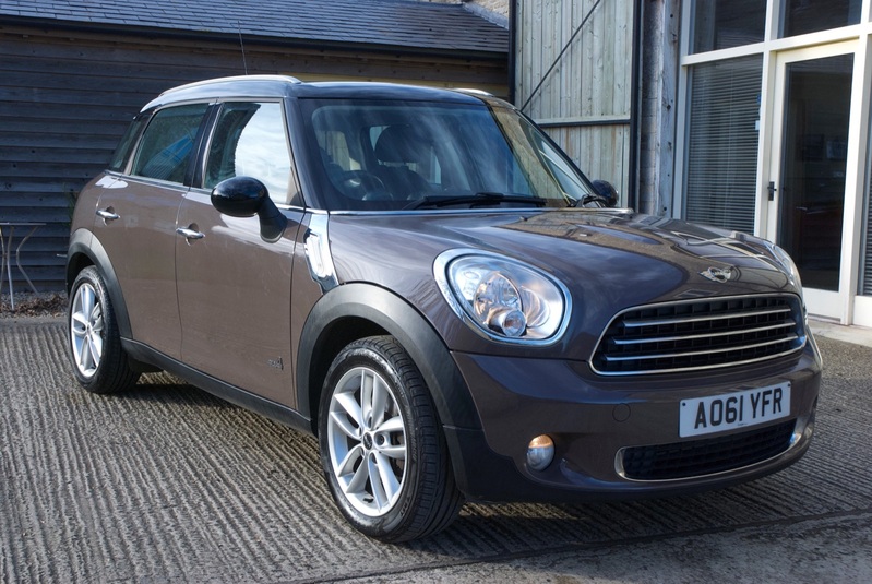 View MINI MINI COOPER D ALL4