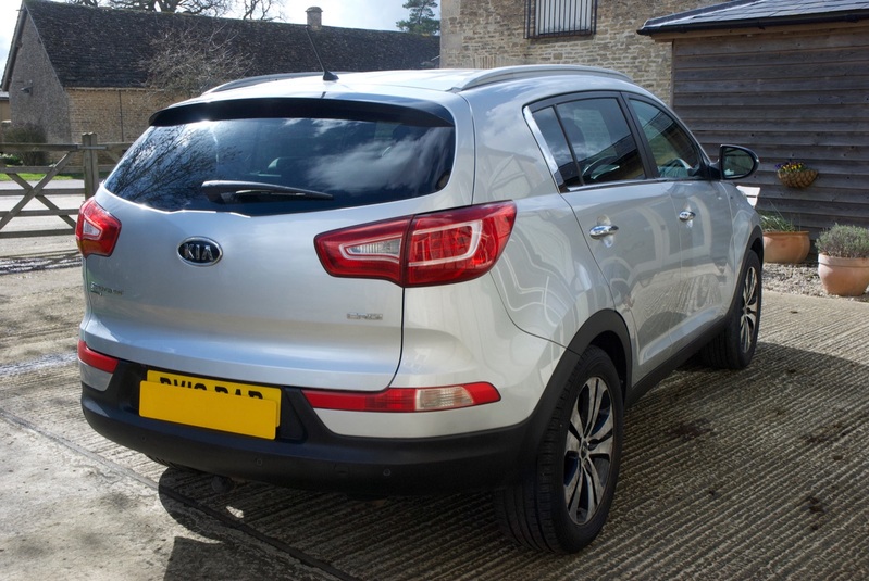 KIA SPORTAGE