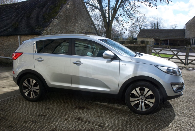 KIA SPORTAGE