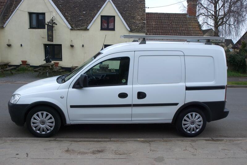 VAUXHALL COMBO